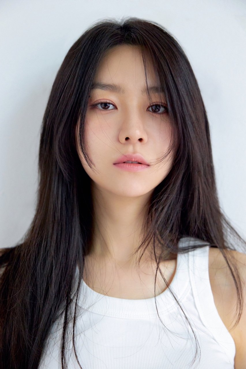 Фото  (Ji Su-yeon)