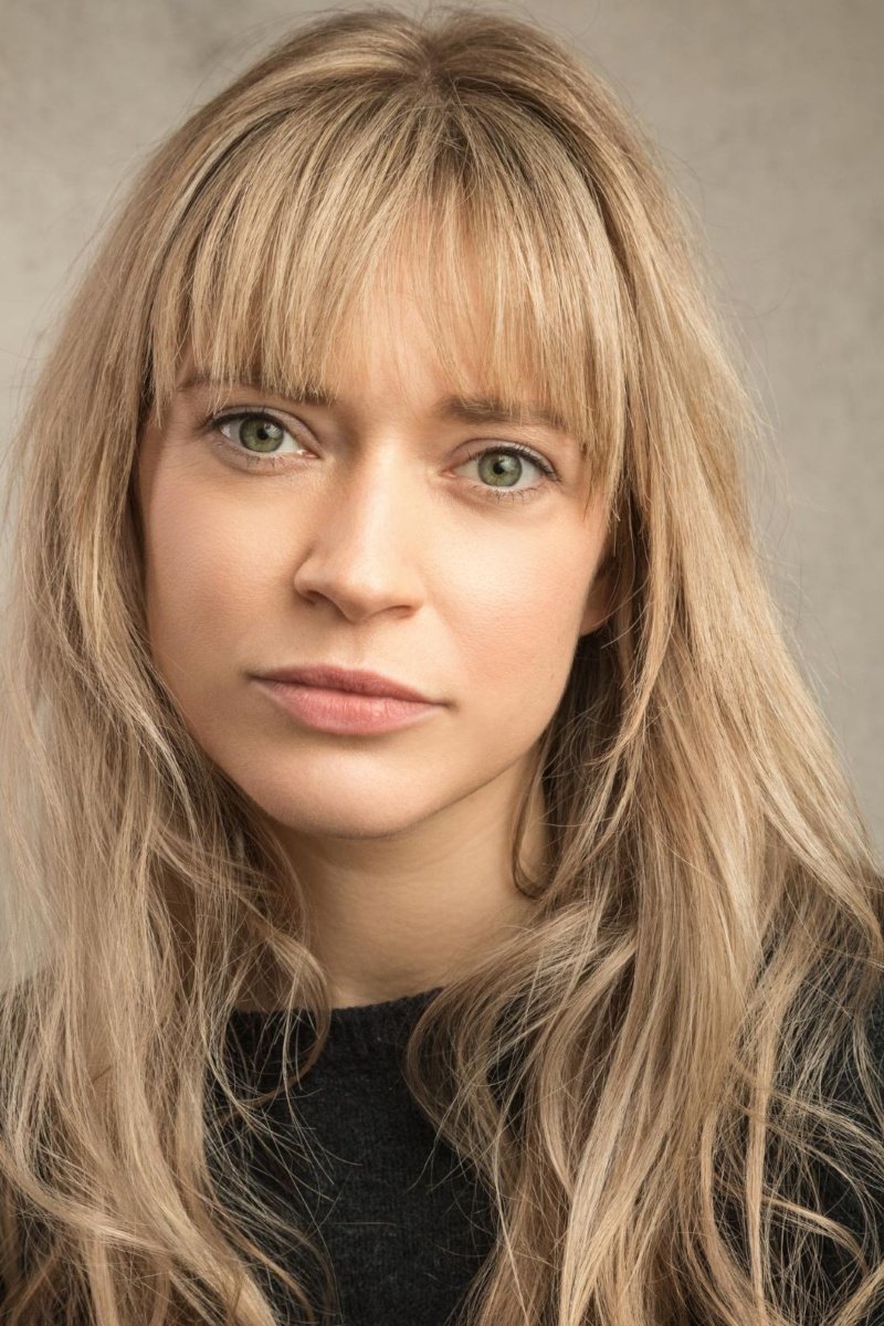 Фото  (Lily Howkins)