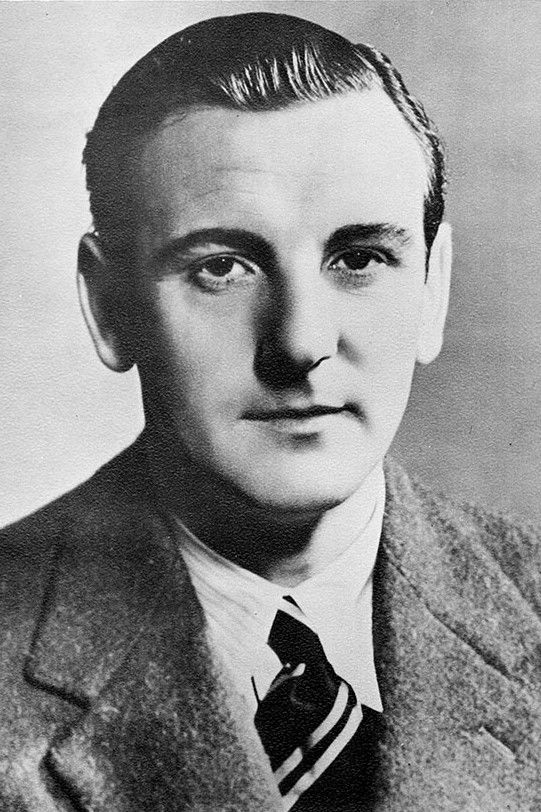 Фото  (Webster Booth)