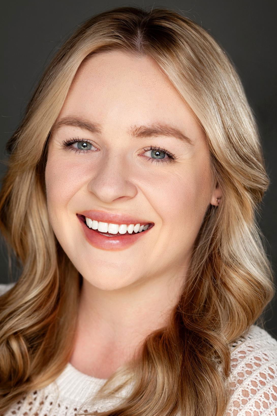 Фото  (McKenzie Scott)