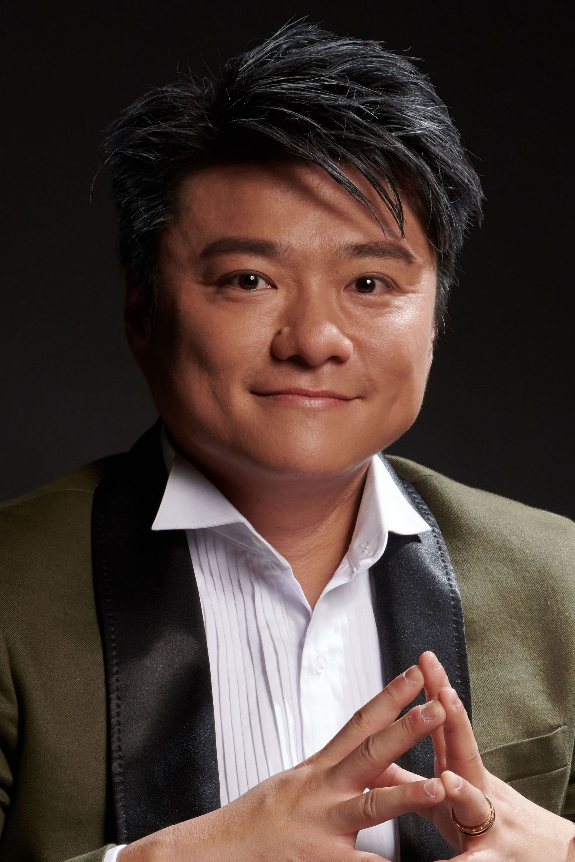 Фото  (Lincoln Lo)