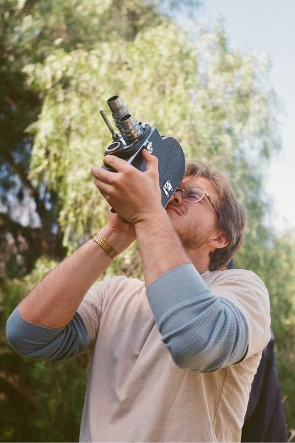 Фото  (James DeLisio)