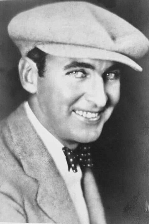 Фото  (Maurice 'Lefty' Flynn)