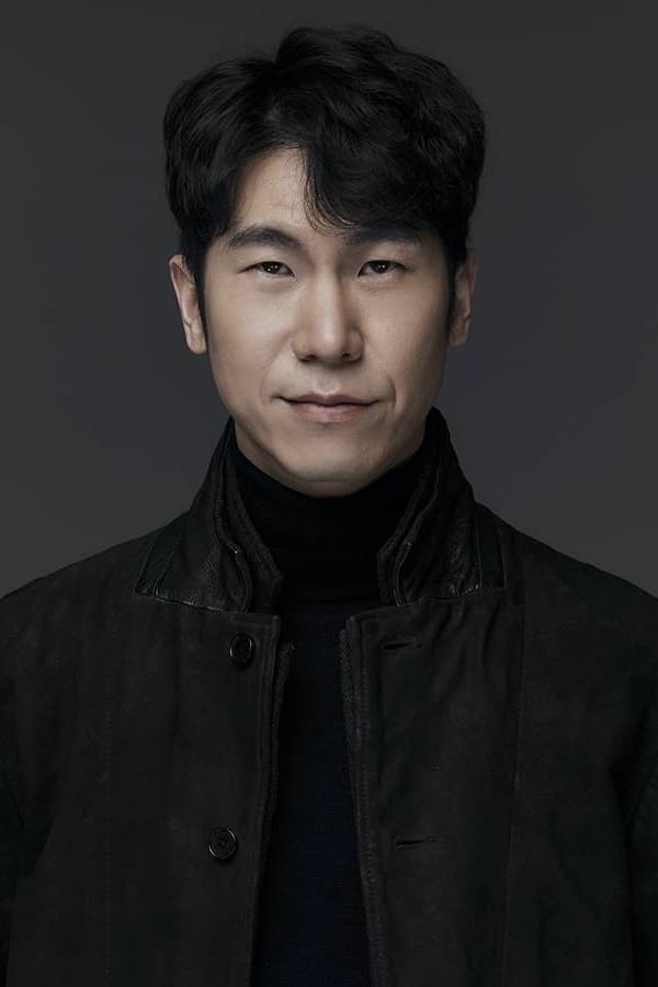 Фото  (Kim Eun-woo)