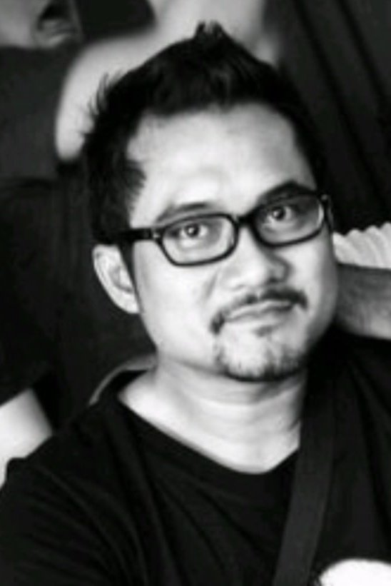 Фото  (Dimas Projosujadi)