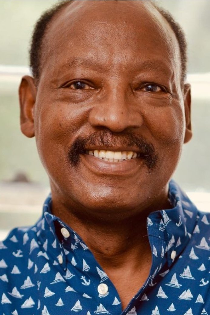 Фото  (Frederick Williams)