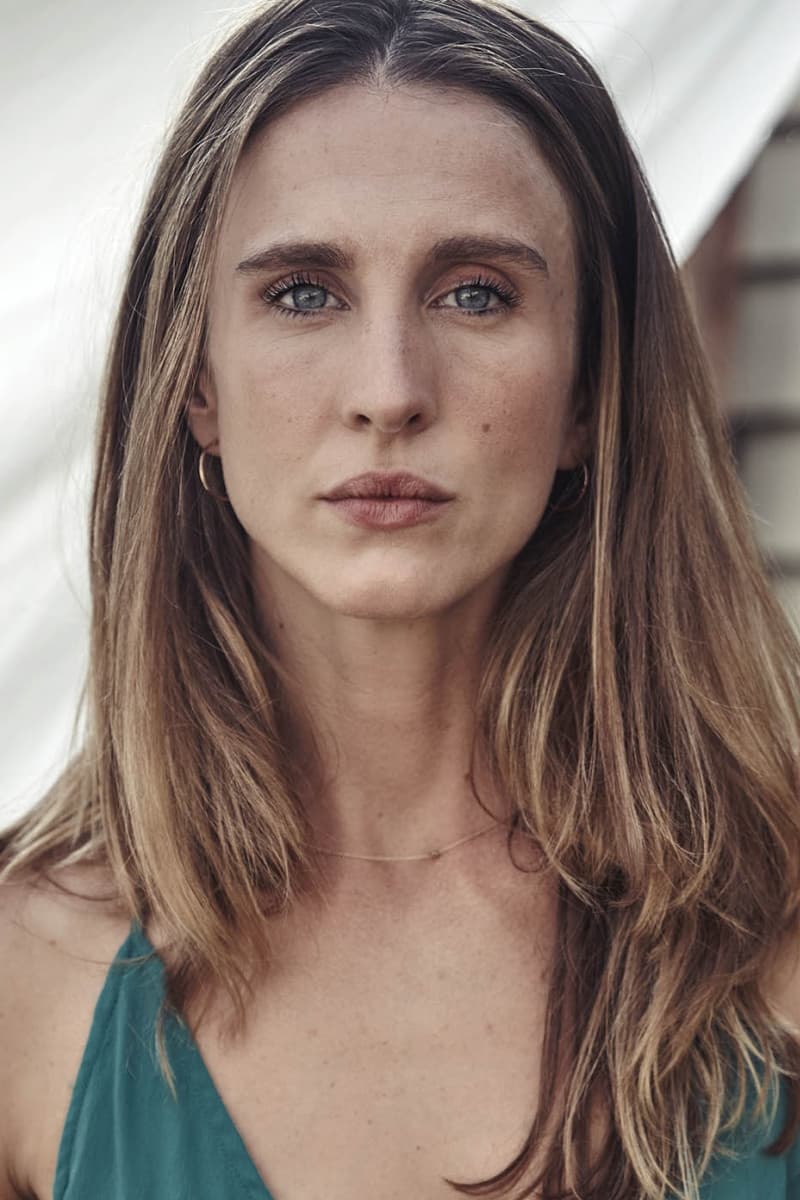Фото  (Hermione Lynch)