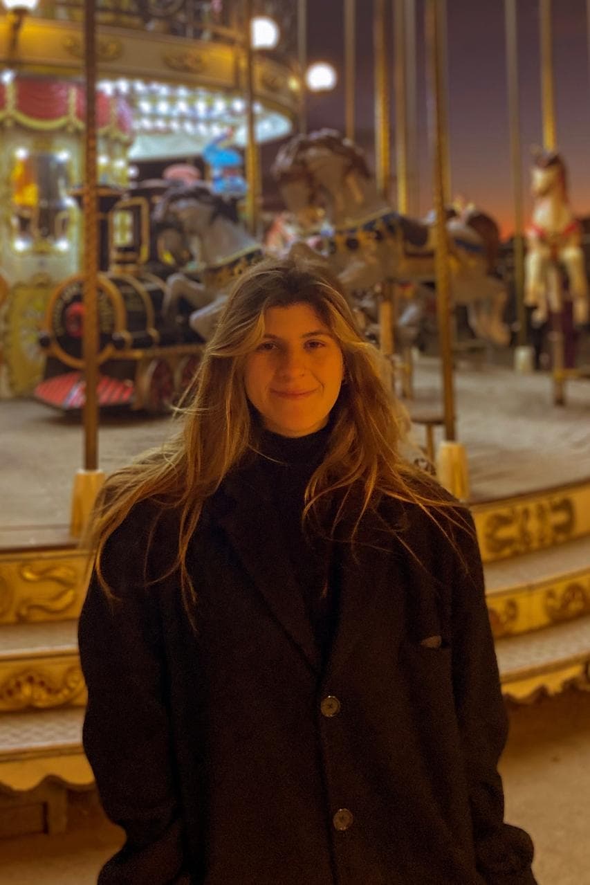 Фото  (Gabriella Salles)