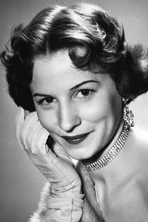 Фото  (Joan Tompkins)