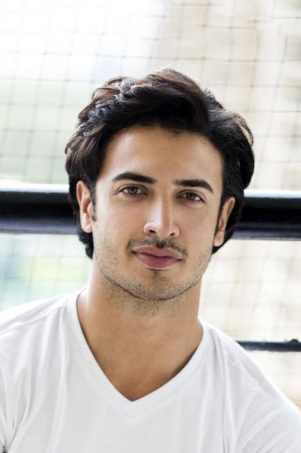 Фото  (Zain Khan Durrani)