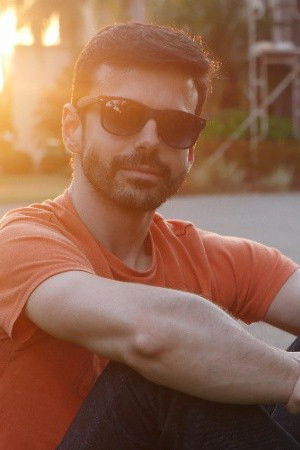 Фото  (Hugo De la Riva)