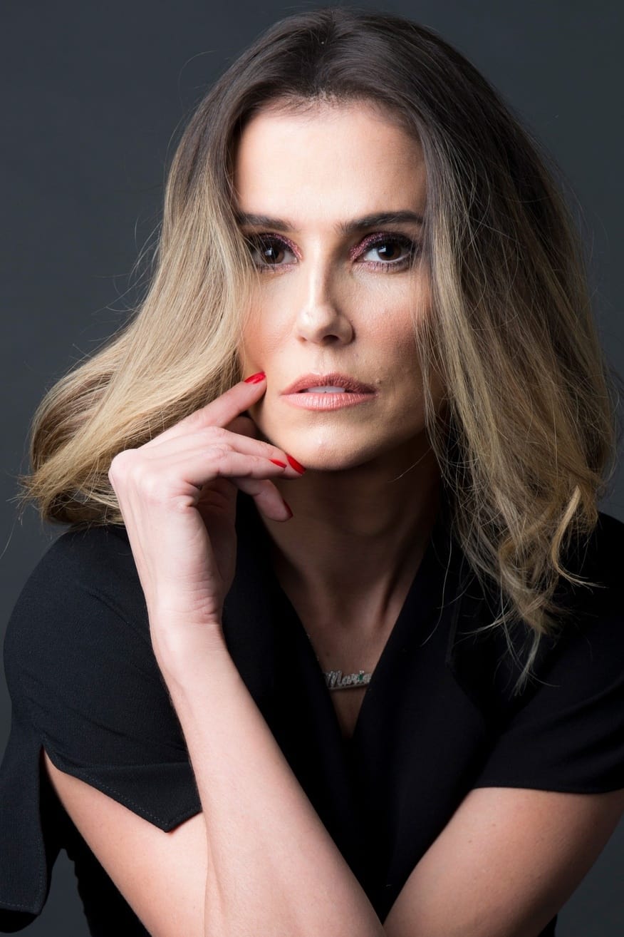 Фото Дебора Секко (Deborah Secco)
