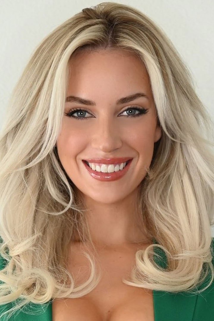 Фото  (Paige Spiranac)