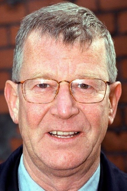 Фото  (Eberhard Esche)