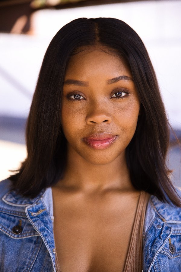 Фото  (Kyree Cook)
