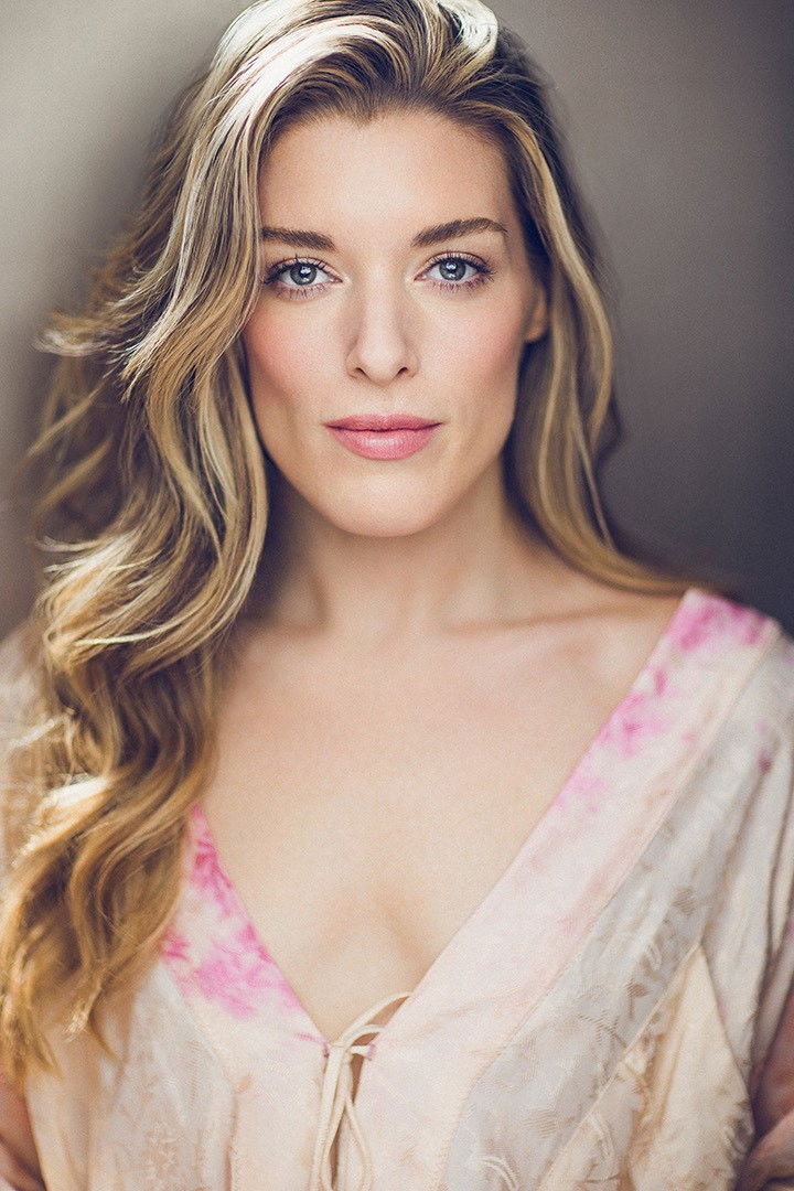 Фото  (Mary Kate Morrissey)