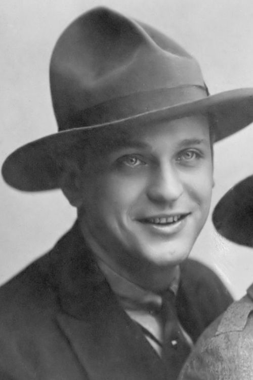 Фото  (Theo Frenkel Jr.)