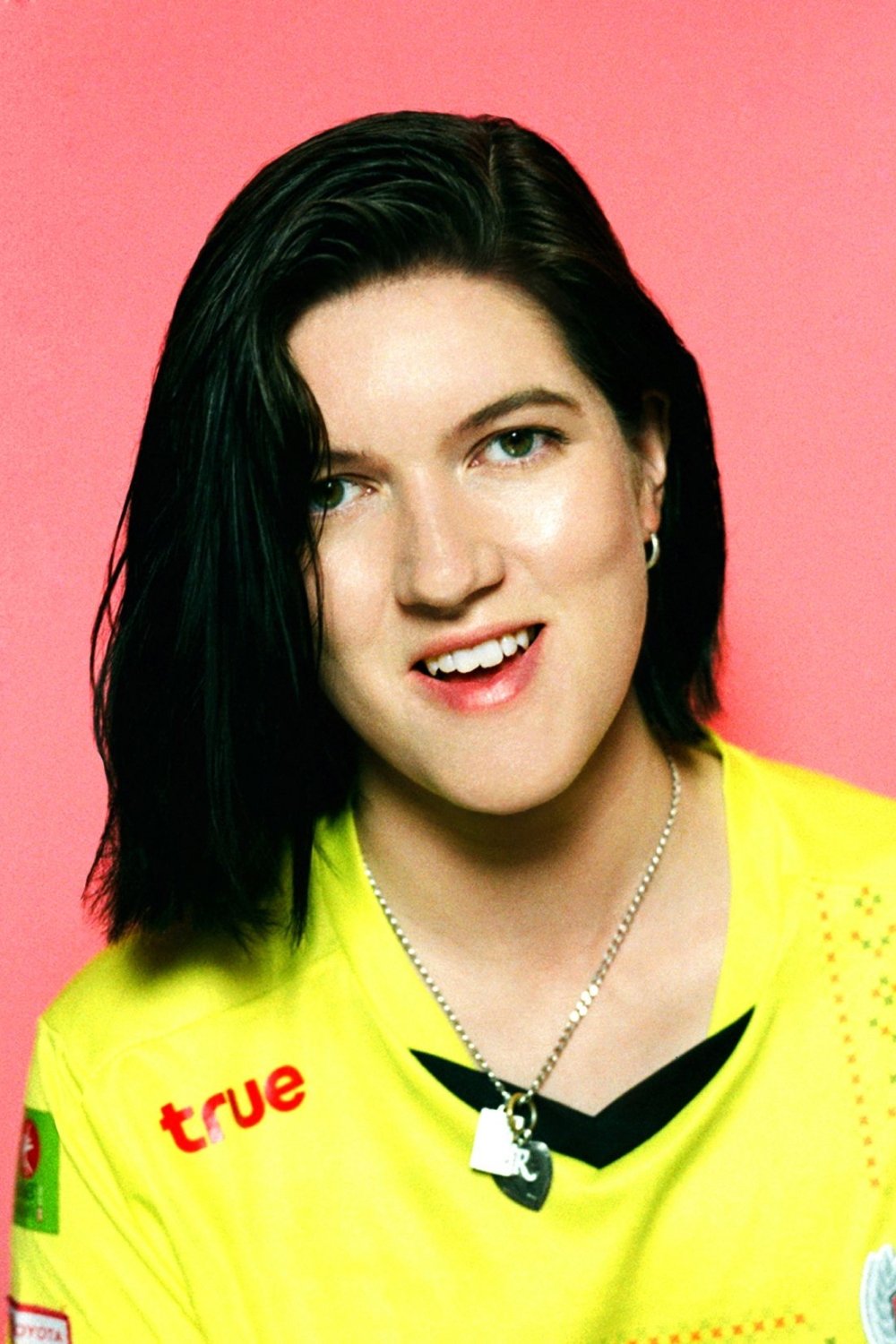 Фото  (Romy Madley Croft)
