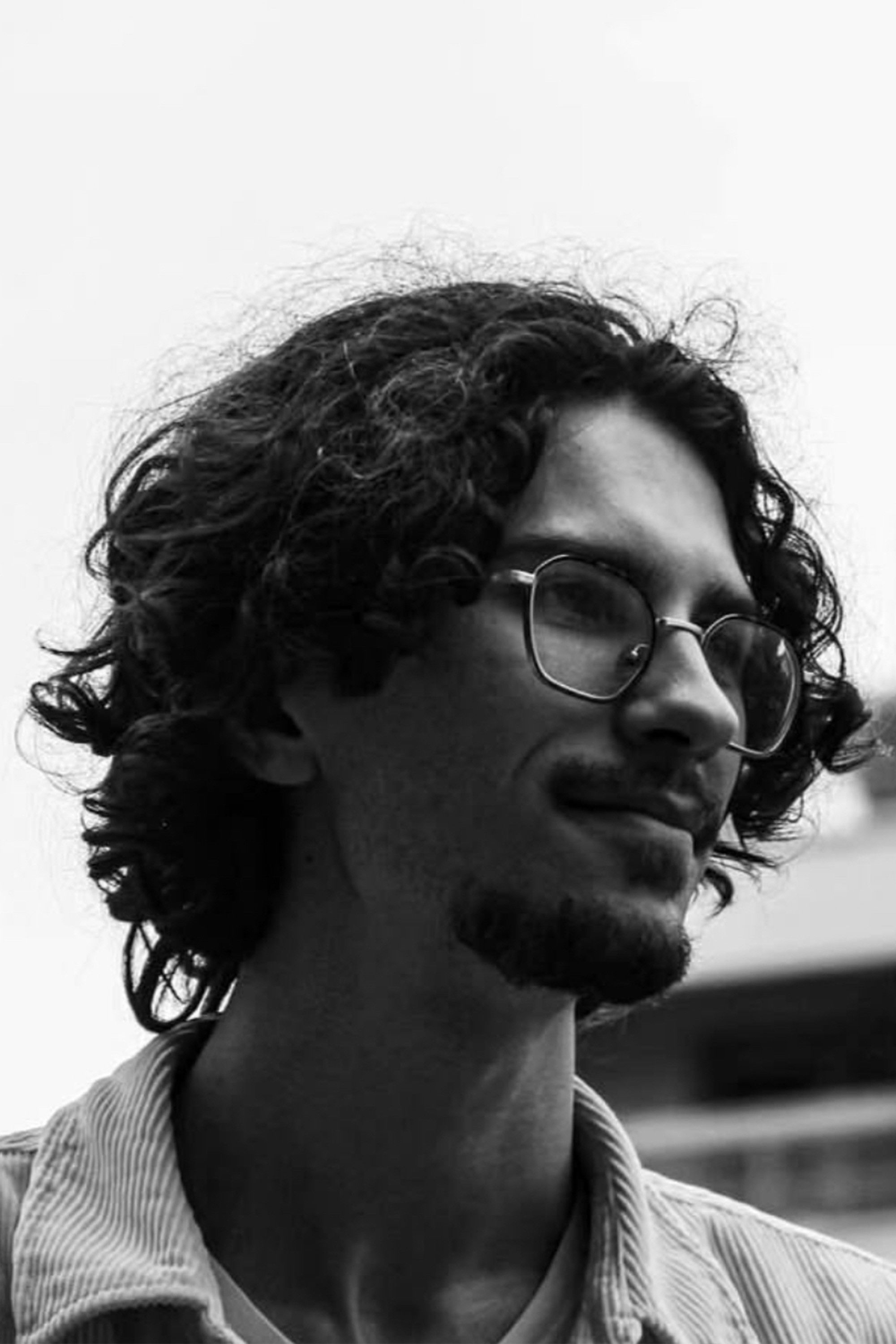 Фото  (Anthony Adam)