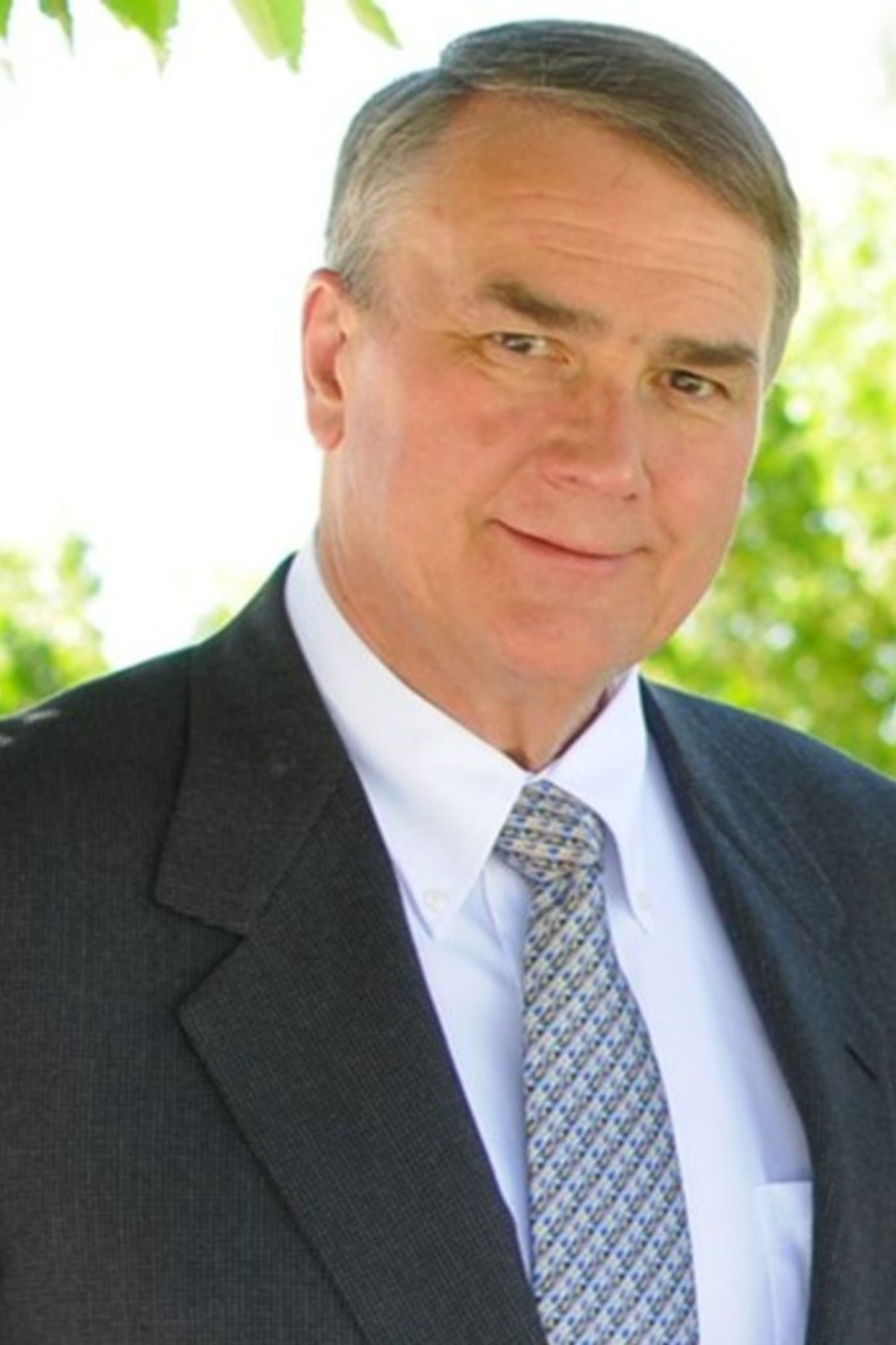 Фото  (Forrest S. Baker III)