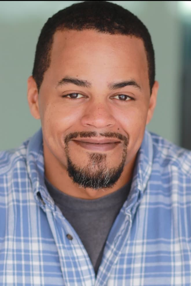 Фото  (Marston Fobbs)