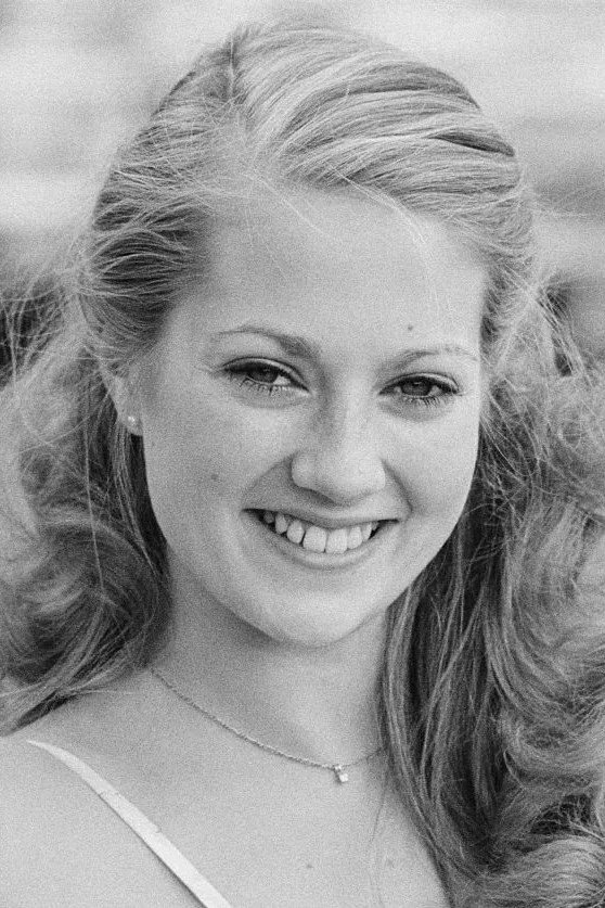 Фото  (Tracey Childs)