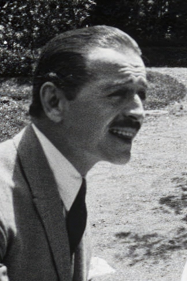 Фото  (Gaston Jacquet)