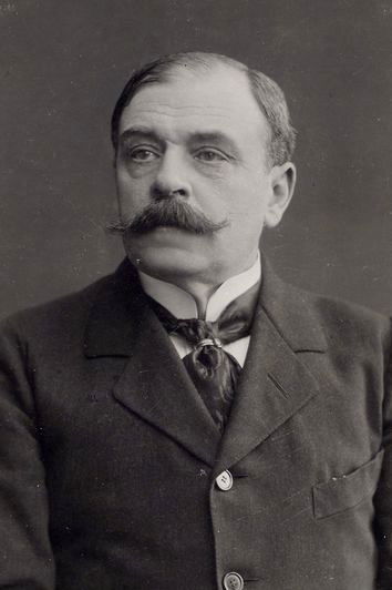 Фото  (Octave Mirbeau)