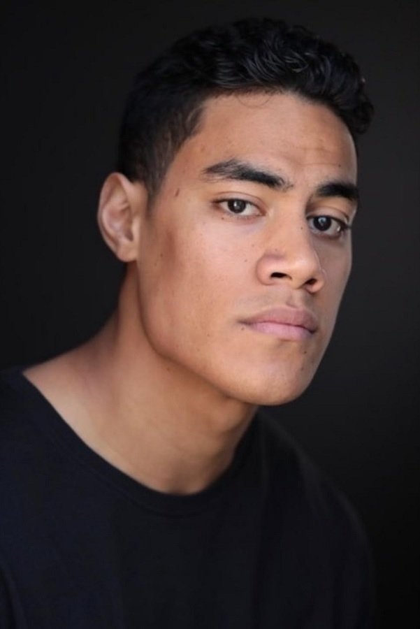 Фото  (Dimitrius Schuster-Koloamatangi)