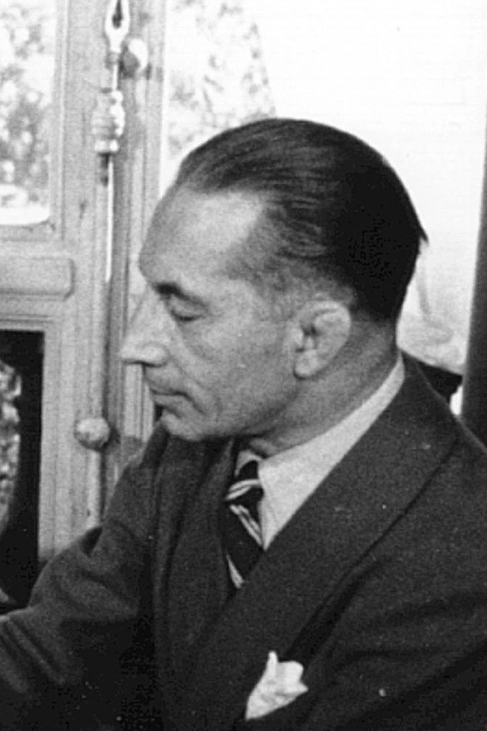 Фото  (Guy Bernard)