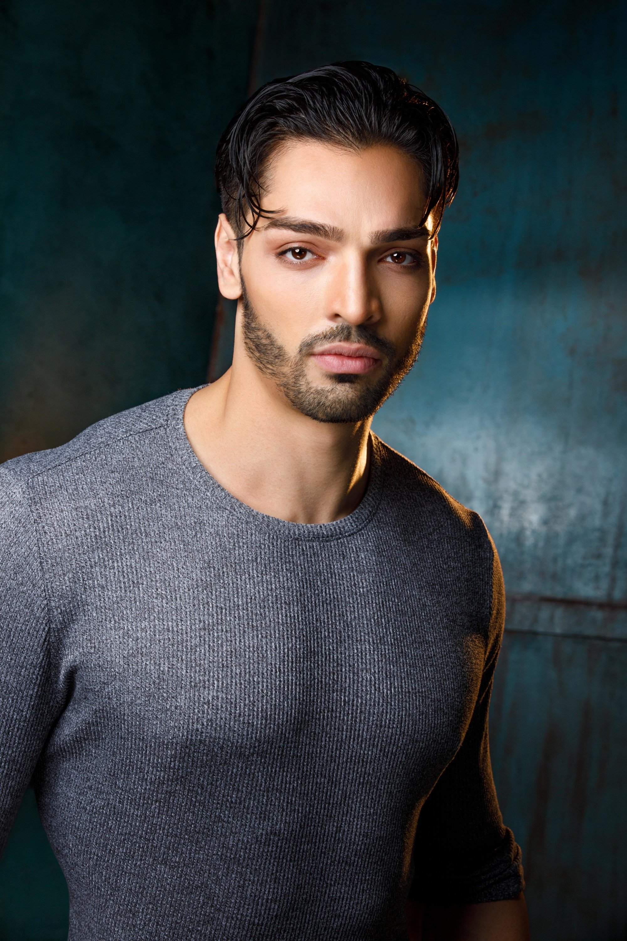 Фото  (Sia Zami)