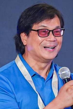 Фото  (Benhur Abalos)