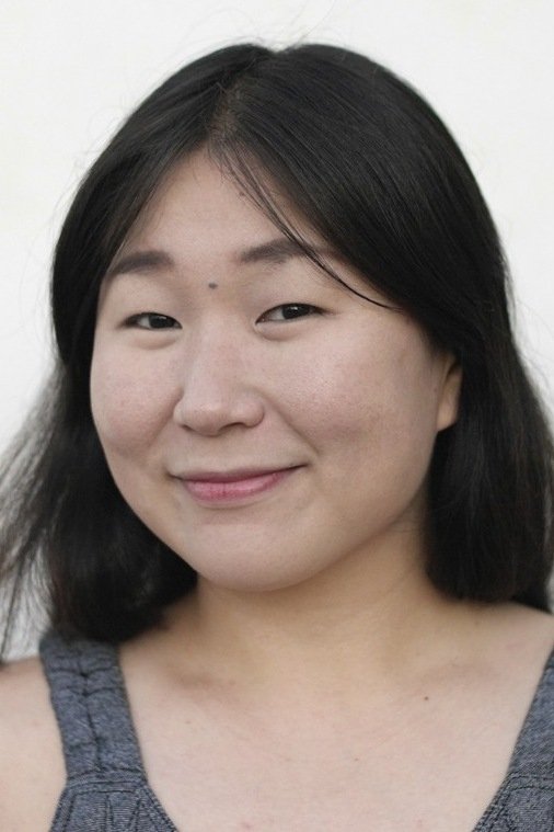 Фото  (Cecilia Kang)