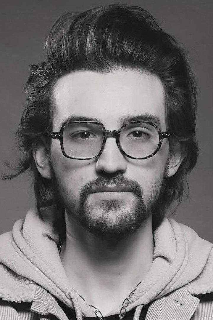 Фото  (Blake Hazuga)