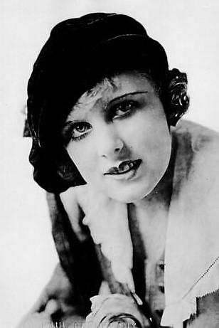 Фото  (Cecile Arnold)