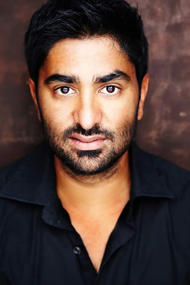 Фото  (Chum Ehelepola)