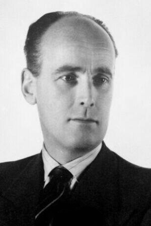 Фото  (Bruce Belfrage)