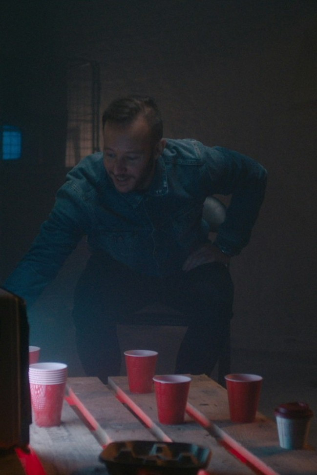 Фото  (James Barnes)