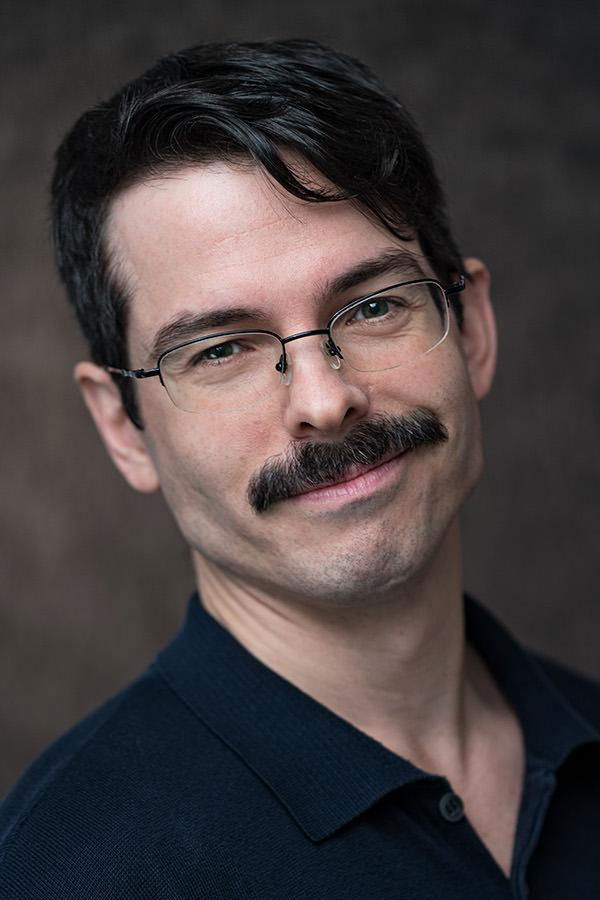 Фото  (Oliver Georgiou)