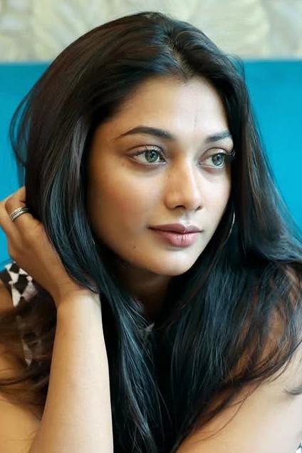Фото  (Suganya Shanmugam)