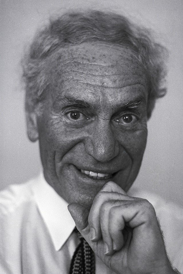 Фото  (Hans-Peter Minetti)