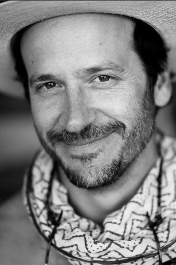 Фото  (Nic Costa)