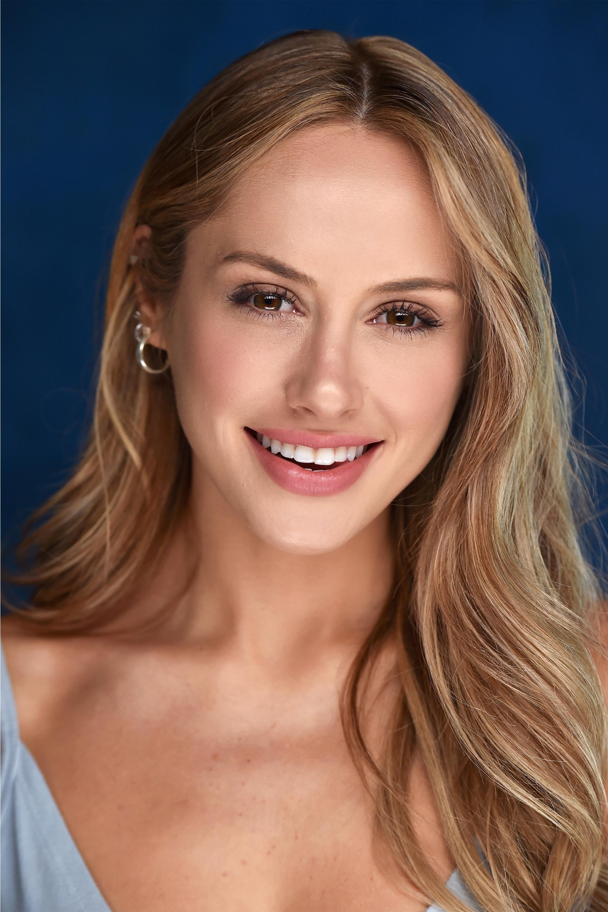 Фото  (Angela Halili)