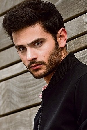 Фото  (Daniel Gad)