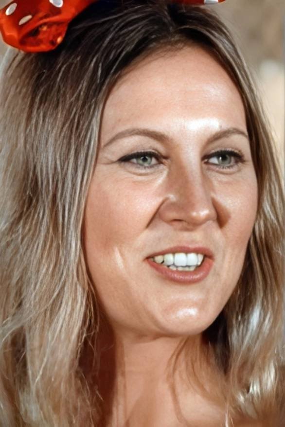 Фото  (Ellen Stephens)