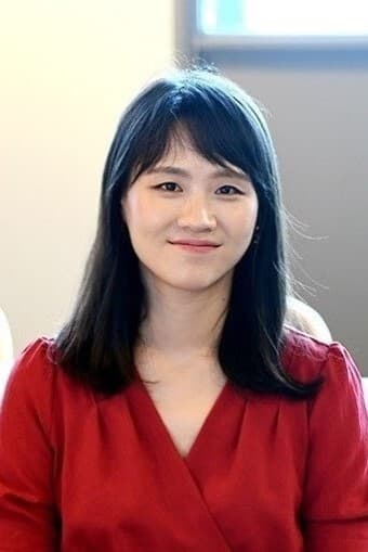 Фото  (Kim Yeon-woo)