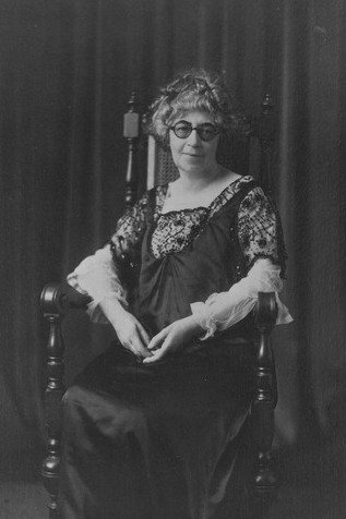 Фото  (Beatrice DeMille)