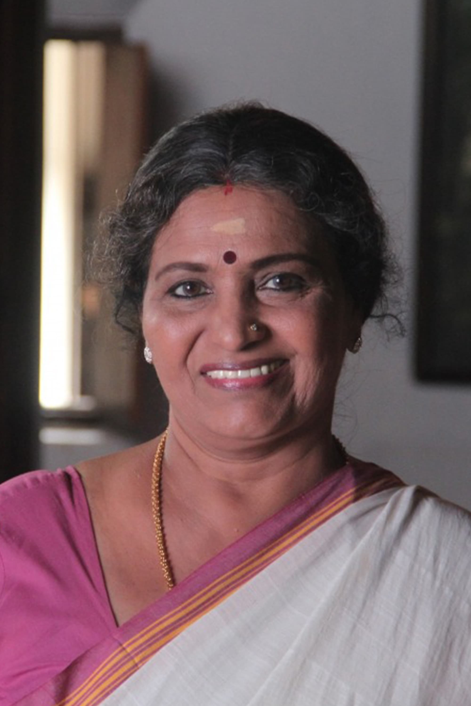 Фото  (Sreelatha Namboothiri)