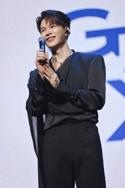 Фото  (Anh Tú Atus)