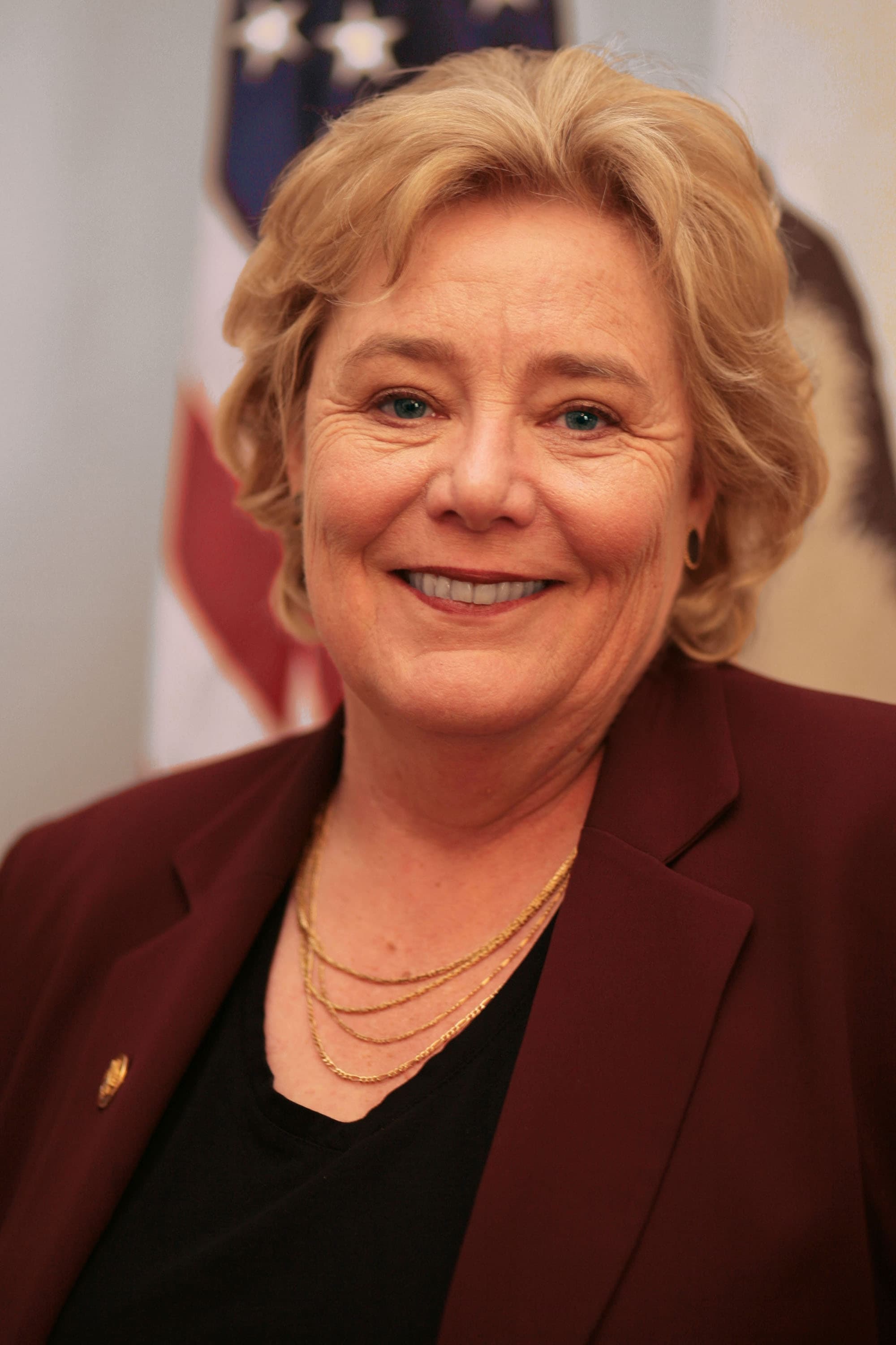 Фото  (Zoe Lofgren)